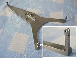 ステンレス製品(半導体部品)と拡大図