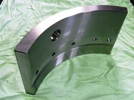 鉄製品(SNCM)旋盤品4等分